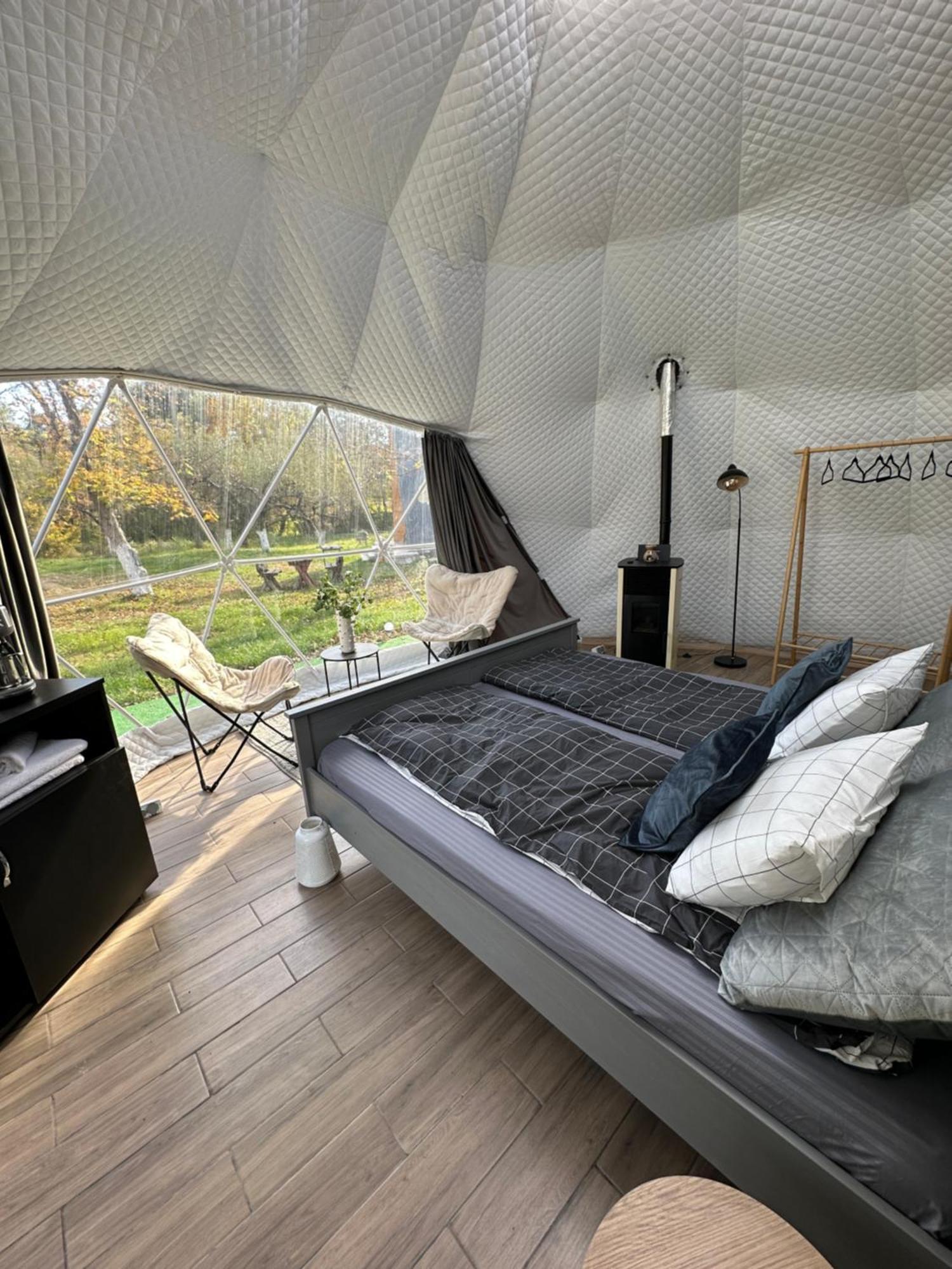 The Frog Glamping Ξενοδοχείο Horezu Εξωτερικό φωτογραφία