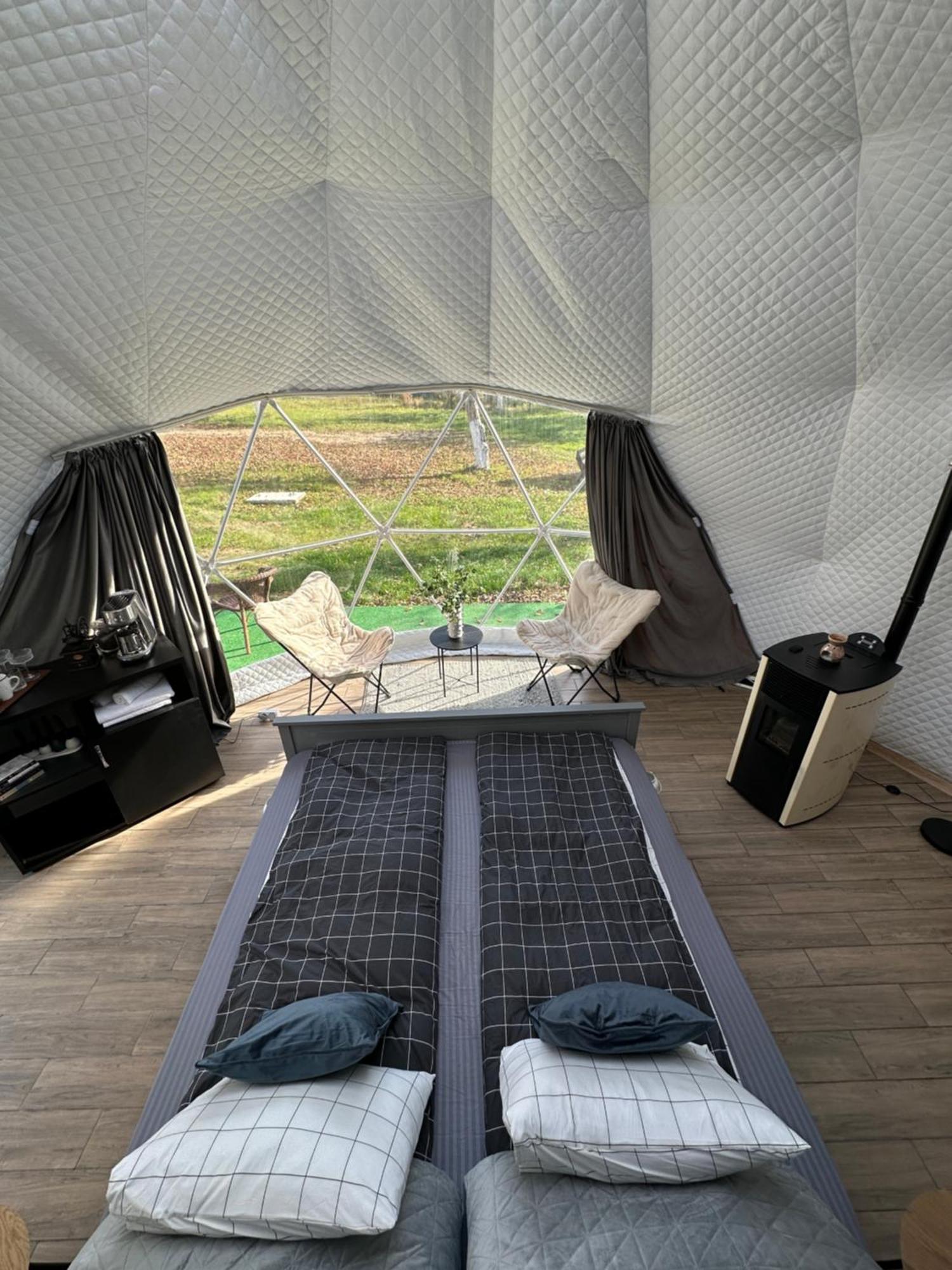 The Frog Glamping Ξενοδοχείο Horezu Εξωτερικό φωτογραφία