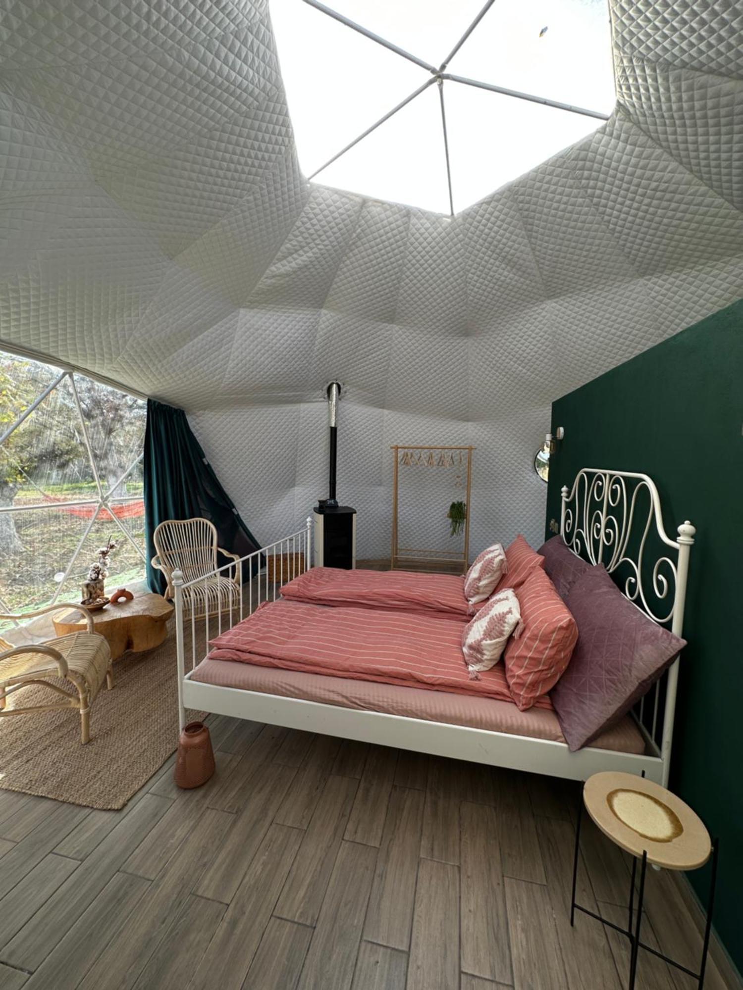 The Frog Glamping Ξενοδοχείο Horezu Εξωτερικό φωτογραφία