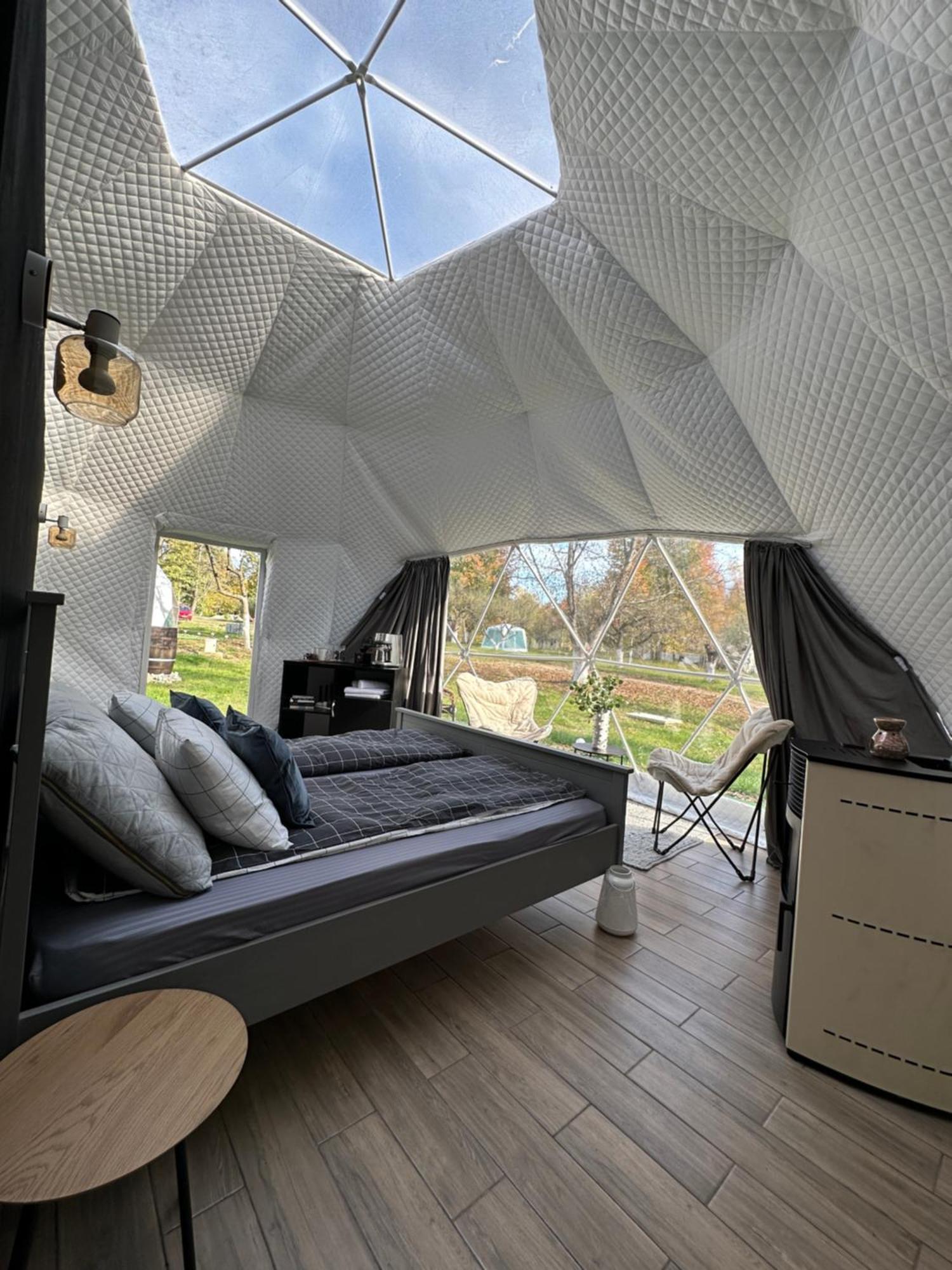 The Frog Glamping Ξενοδοχείο Horezu Εξωτερικό φωτογραφία