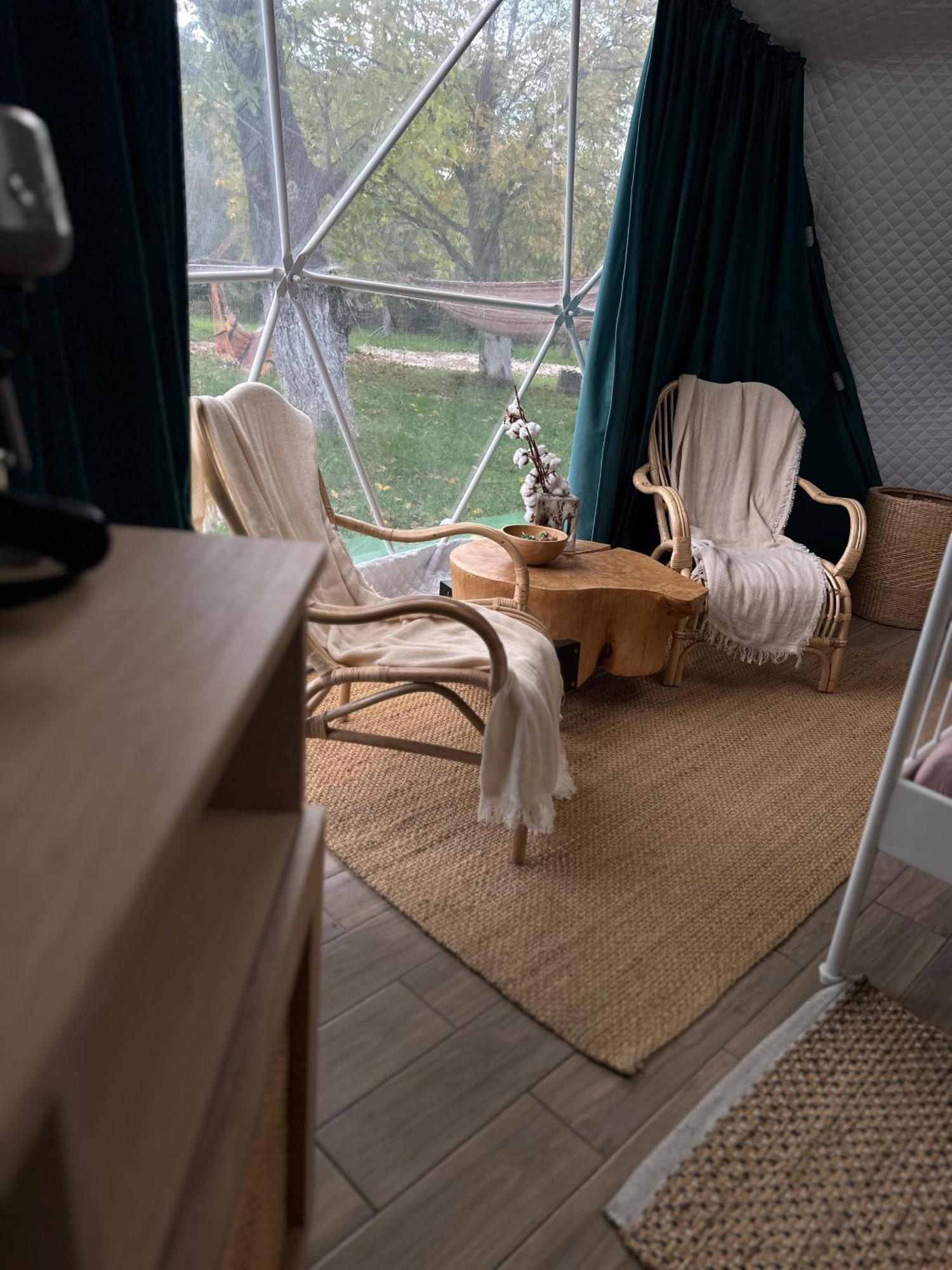 The Frog Glamping Ξενοδοχείο Horezu Εξωτερικό φωτογραφία