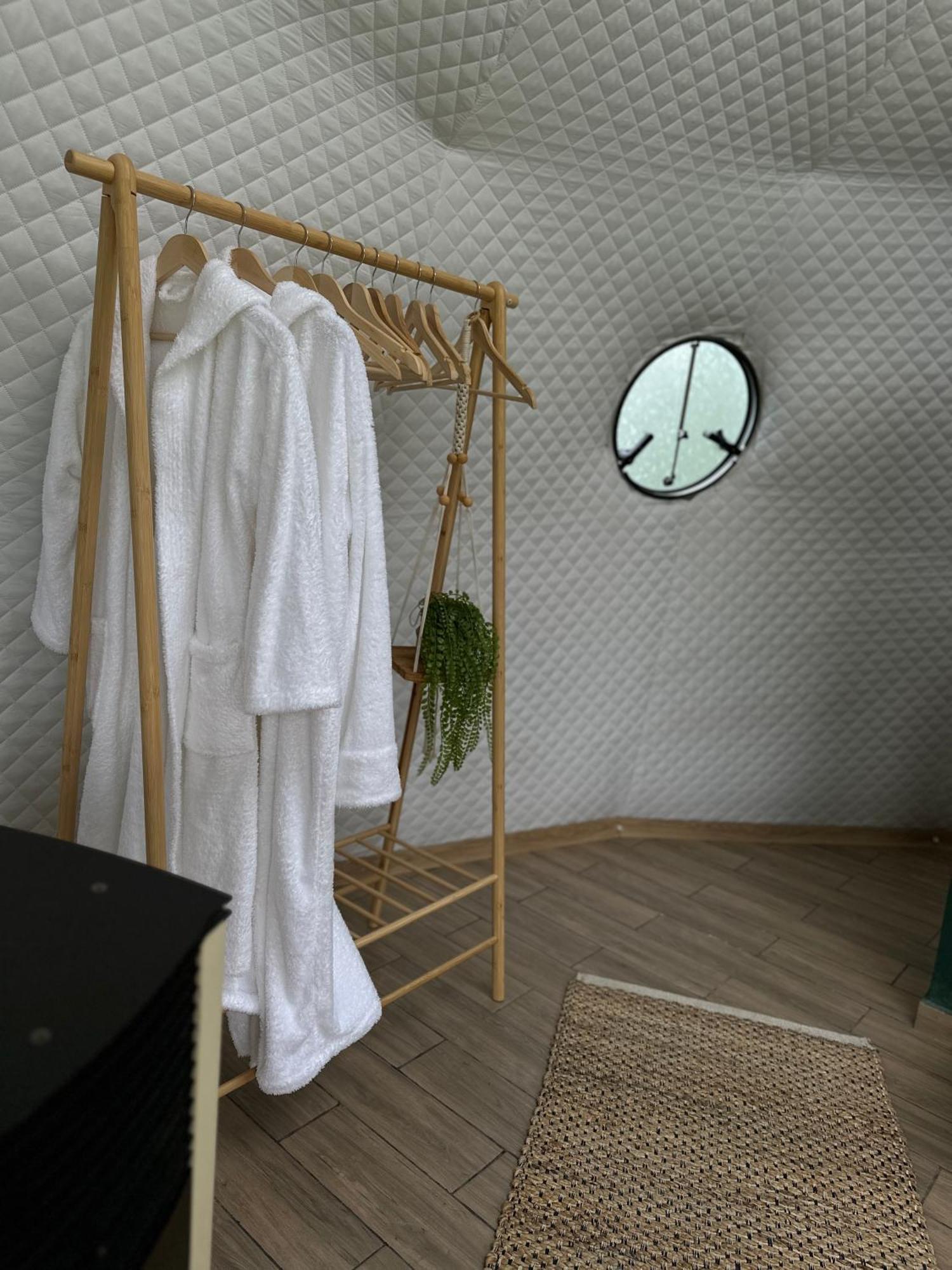 The Frog Glamping Ξενοδοχείο Horezu Εξωτερικό φωτογραφία